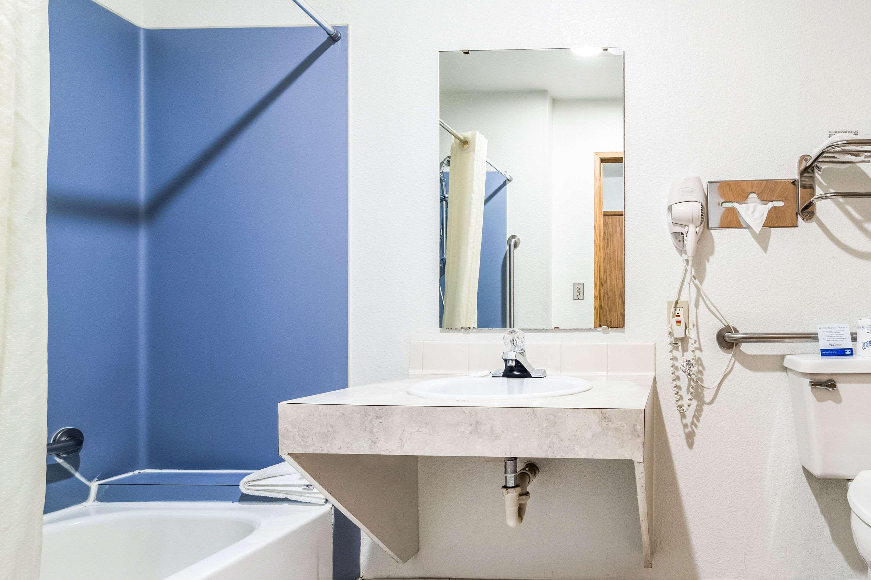 Rodeway Inn Enumclaw Mount Rainier-Crystal Mountain Area Екстериор снимка