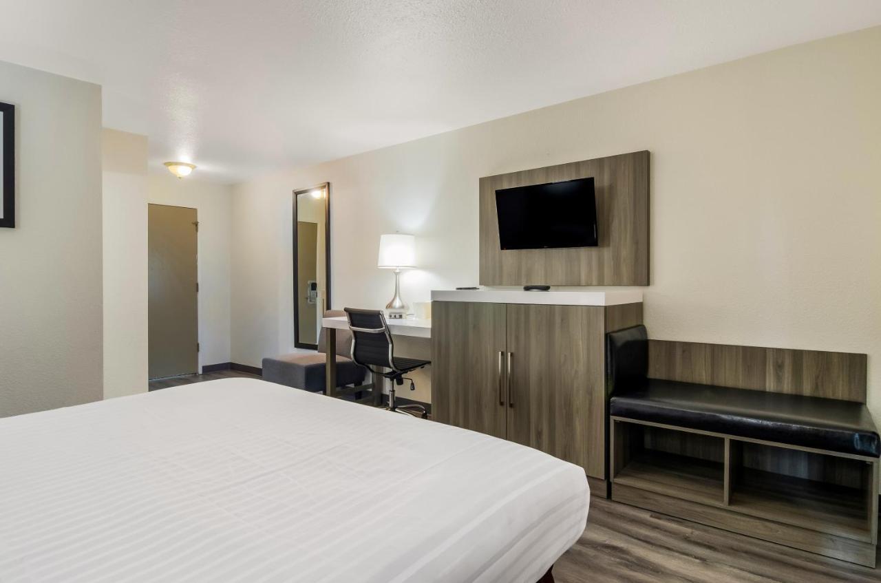 Rodeway Inn Enumclaw Mount Rainier-Crystal Mountain Area Екстериор снимка