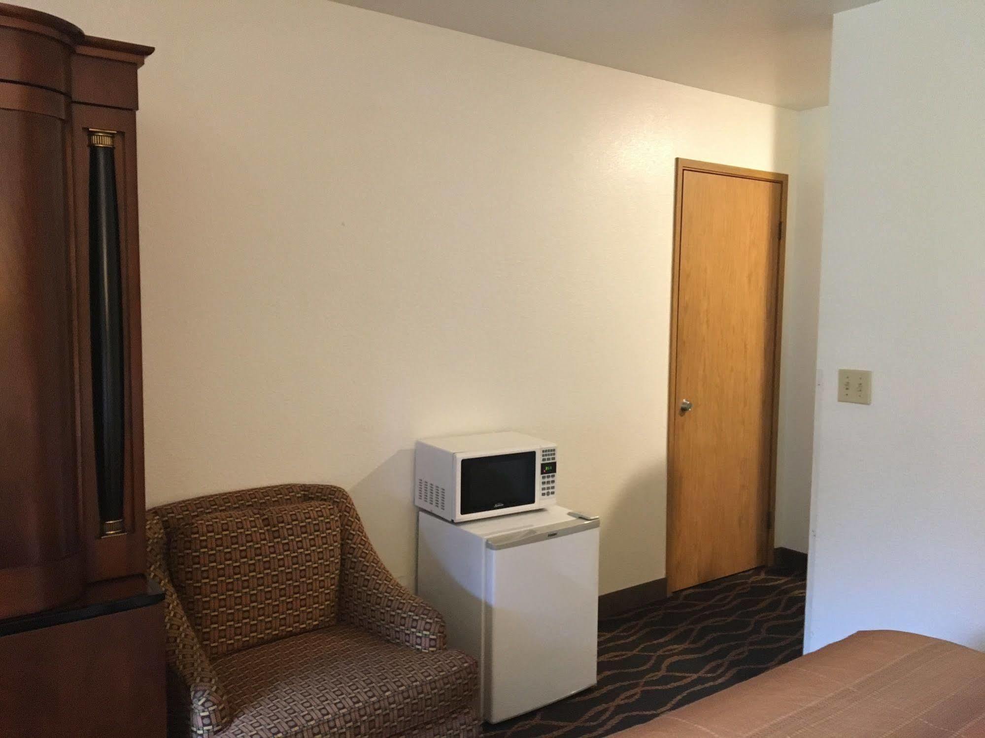 Rodeway Inn Enumclaw Mount Rainier-Crystal Mountain Area Екстериор снимка